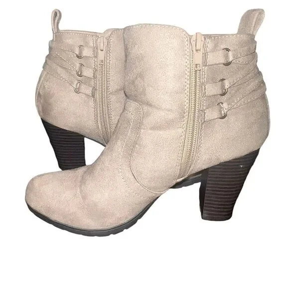 WHITE MOUNTAIN Womens Taupe Serinda Round Toe Stacked Heel Booties 8.5 M - Picture 2 of 6